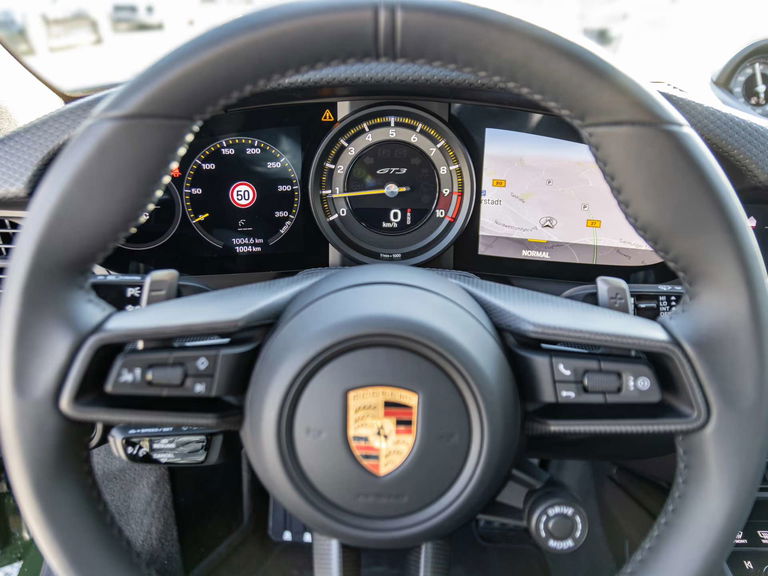 Porsche 992 GT3 Touring