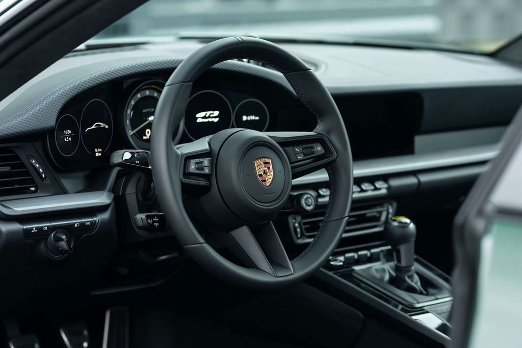 Porsche 992 GT3 Touring