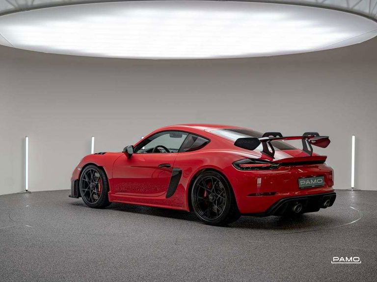 Porsche 718 Cayman GT4 RS