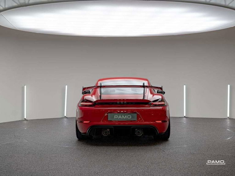 Porsche 718 Cayman GT4 RS