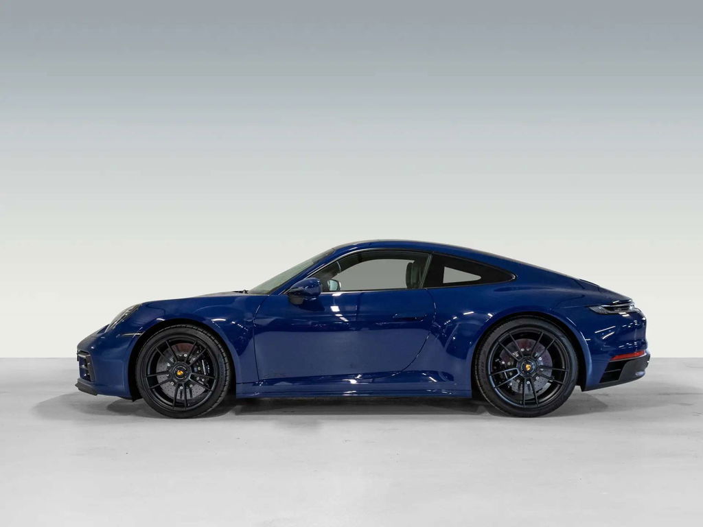 Porsche 992 Carrera GTS