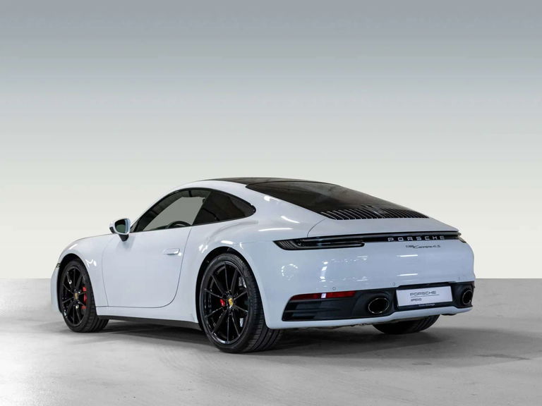 Porsche 992 Carrera 4S