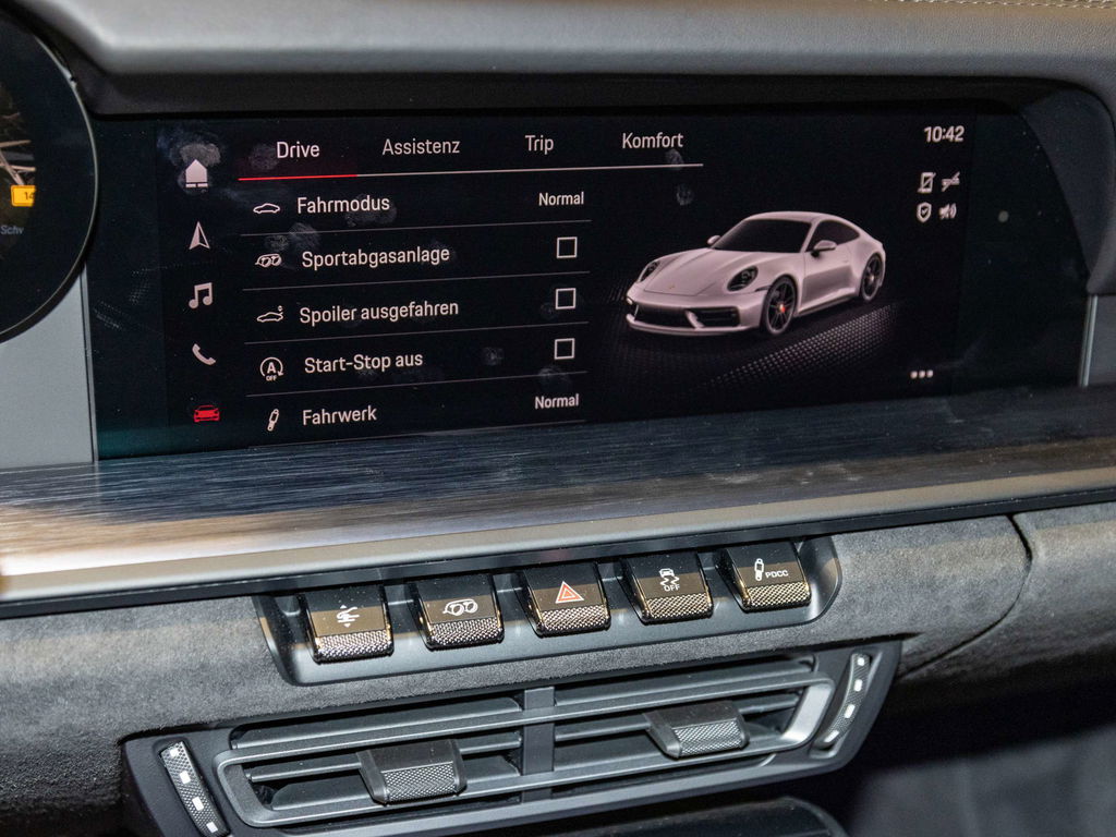 Porsche 992 Carrera GTS