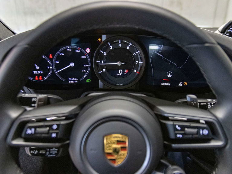 Porsche 992 Carrera 4S