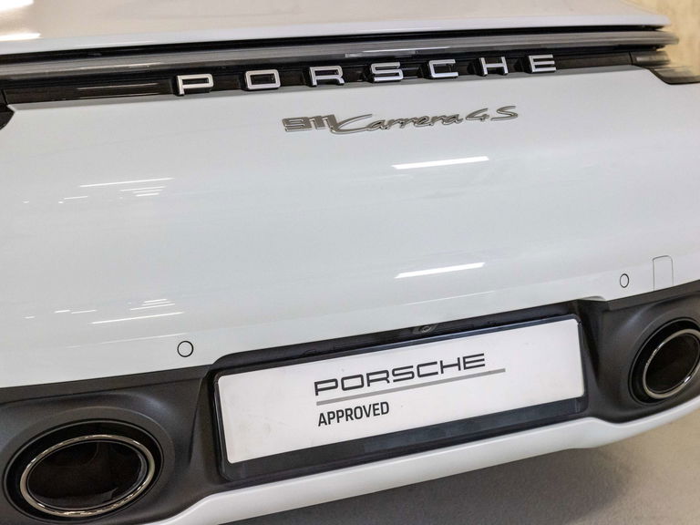 Porsche 992 Carrera 4S