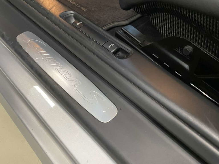 Porsche 987 Cayman S