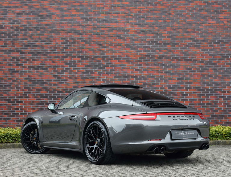 Porsche 991 Carrera 4 GTS