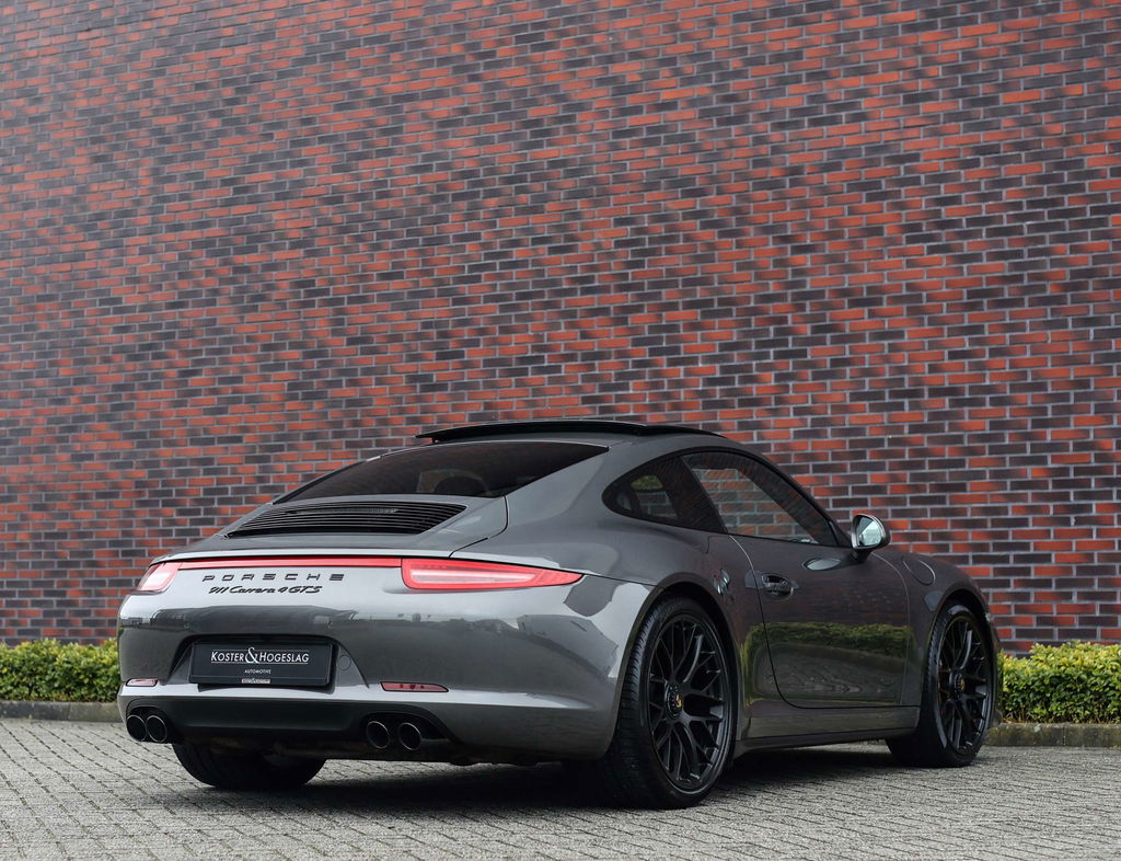 Porsche 991 Carrera 4 GTS