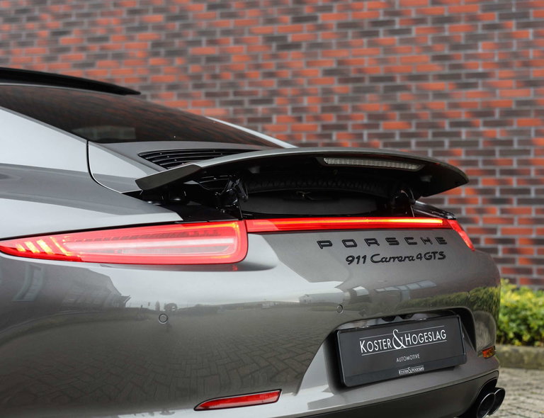 Porsche 991 Carrera 4 GTS