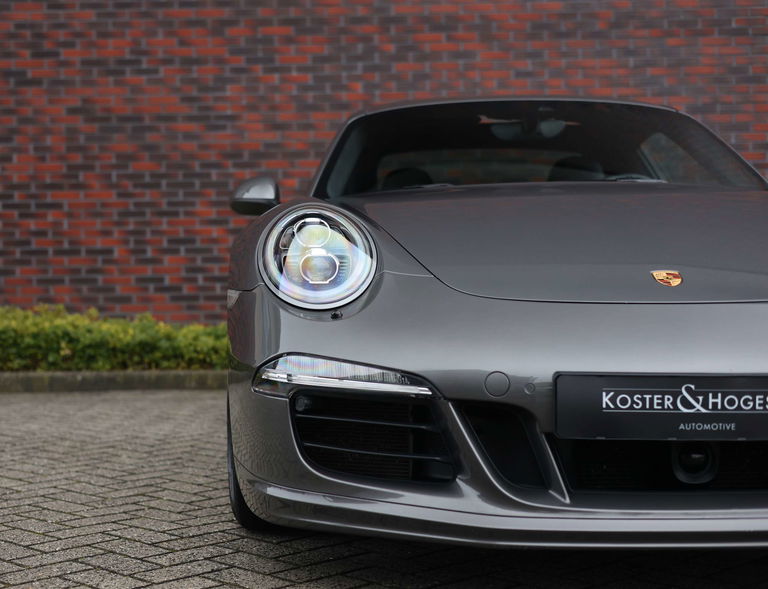 Porsche 991 Carrera 4 GTS