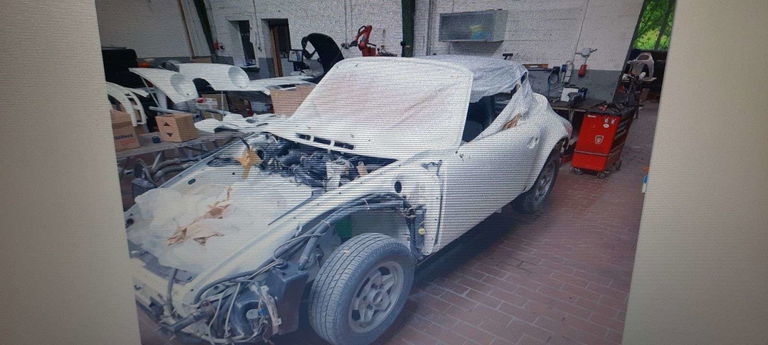 Porsche 911 Carrera 3.2 (US)