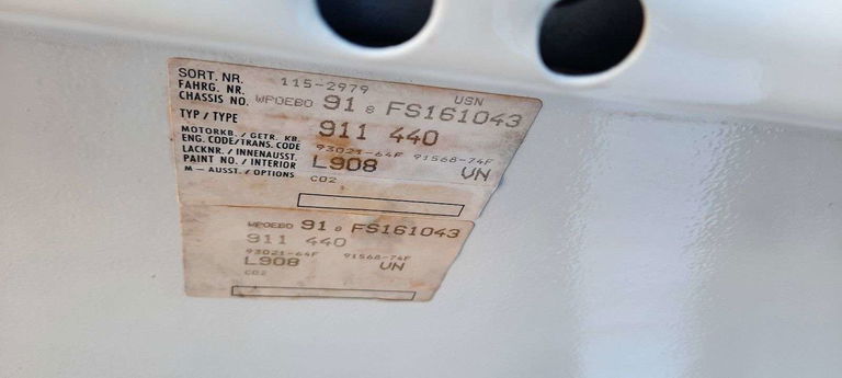 Porsche 911 Carrera 3.2 (US)