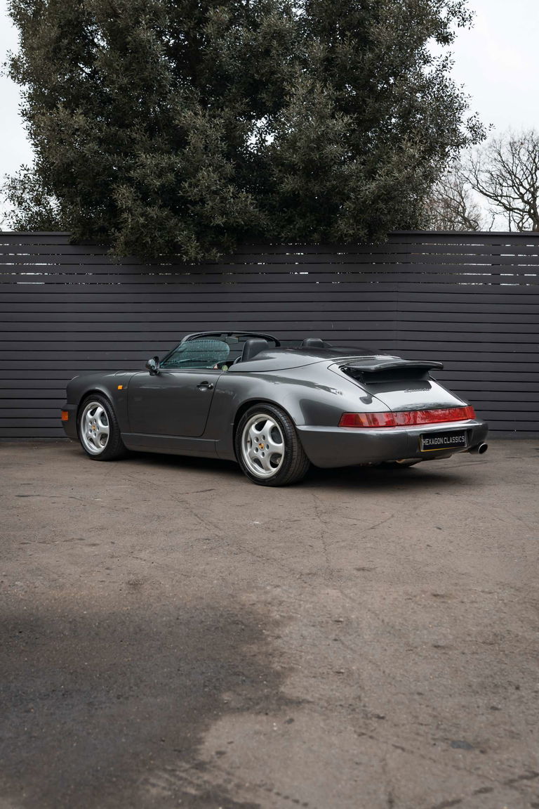 Porsche 964 Carrera 2 Speedster
