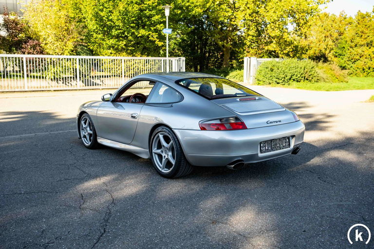 Porsche 996 Carrera