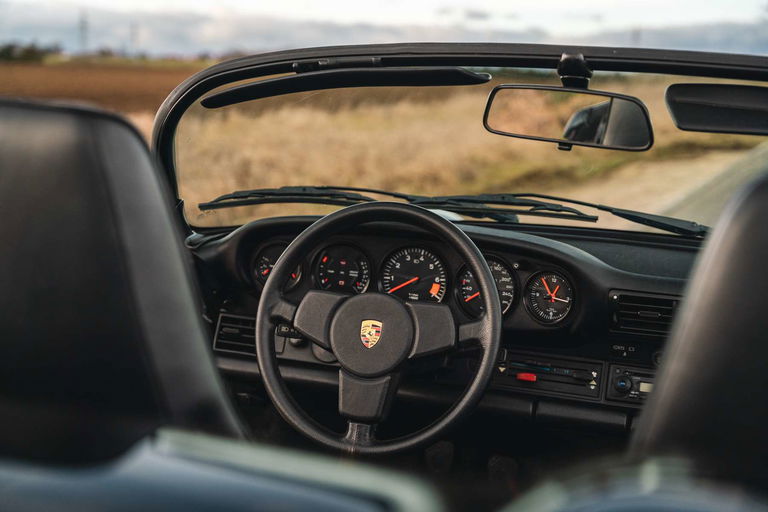 Porsche 911 Carrera 3.2 Speedster