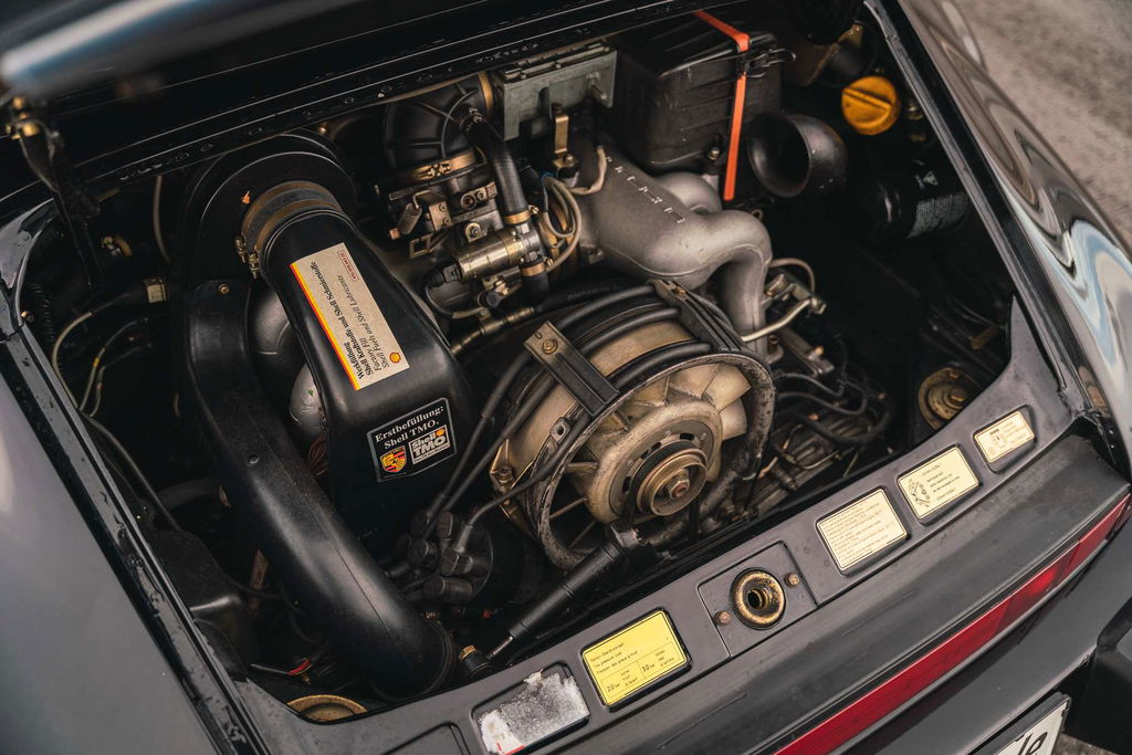 Porsche 911 Carrera 3.2 Speedster