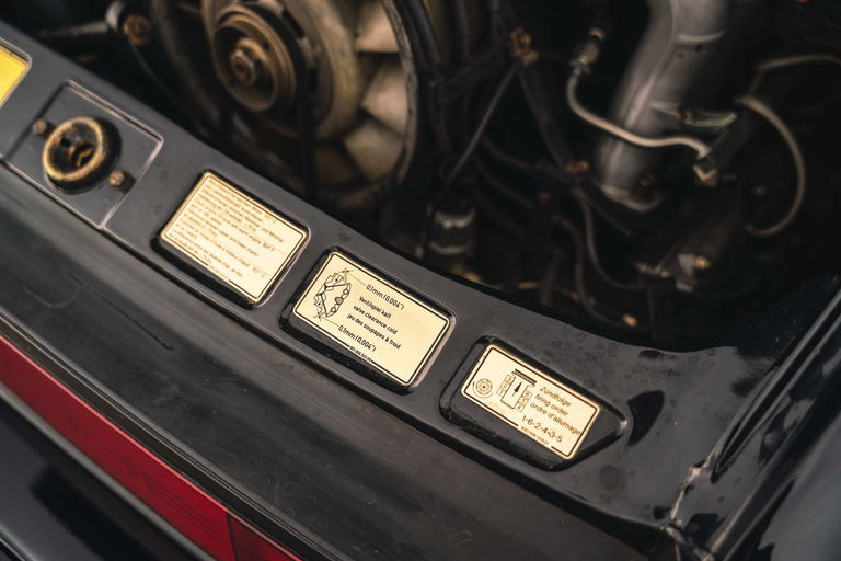 Porsche 911 Carrera 3.2 Speedster