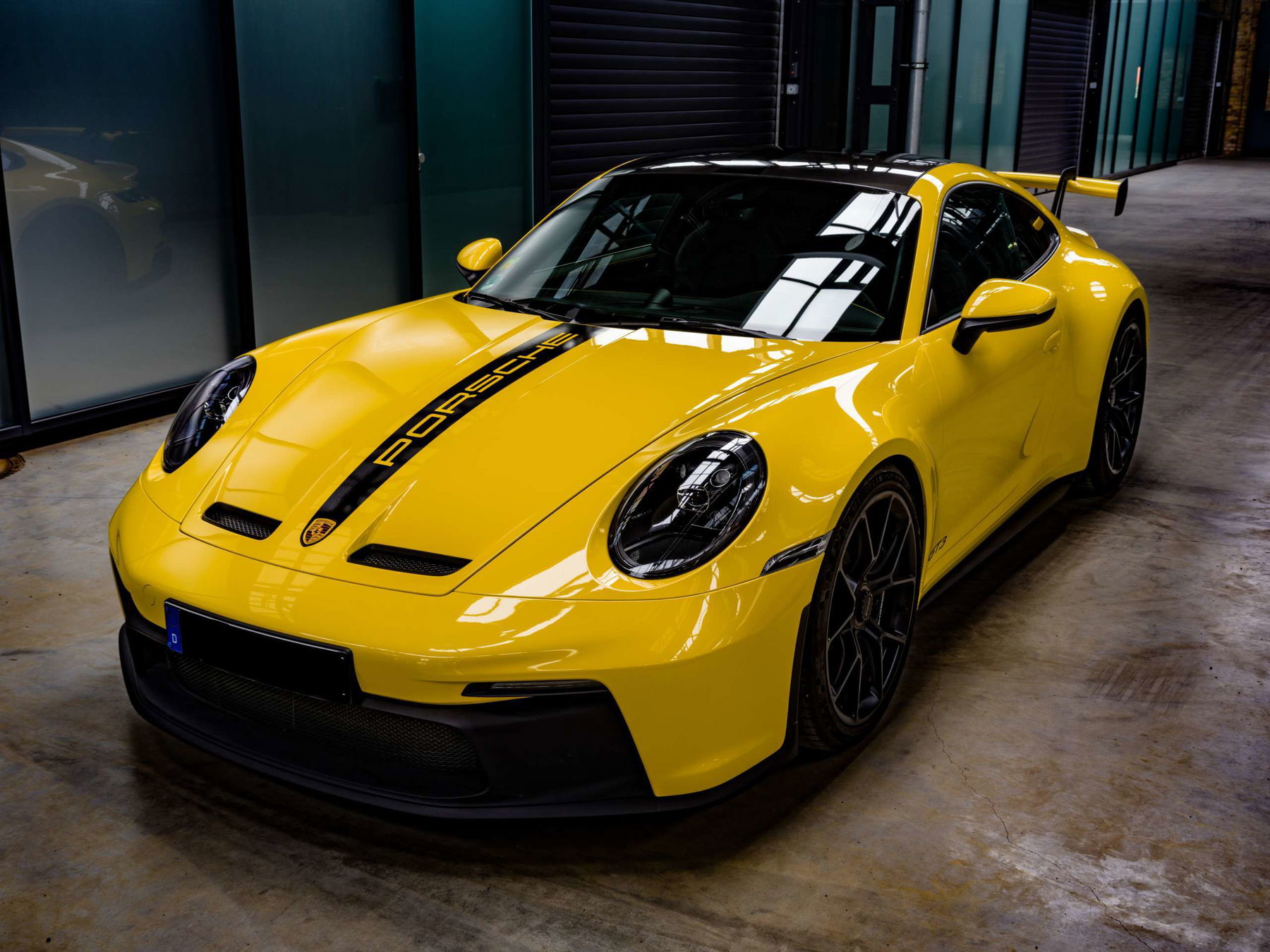 Porsche 992 GT3 RS 2023 -  - Marktplatz für Porsche Sportwagen