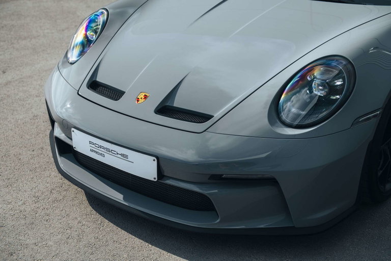 Porsche 992 GT3 Touring