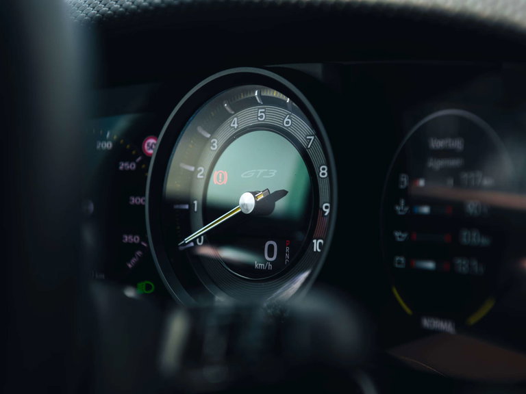 Porsche 992 GT3 Touring