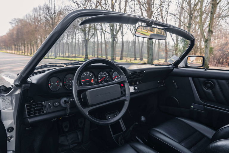 Porsche 911 Carrera 3.2 Speedster
