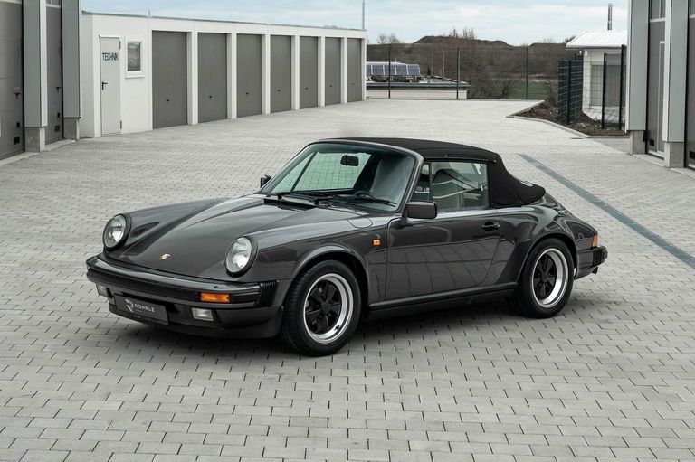 Porsche 911 Carrera 3.2