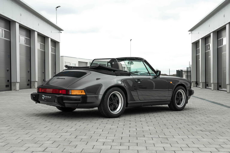 Porsche 911 Carrera 3.2