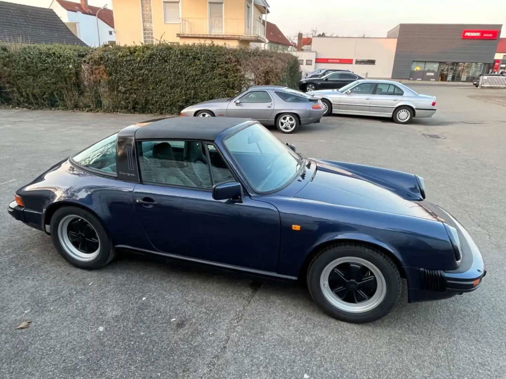 Porsche 911 Carrera 3.2