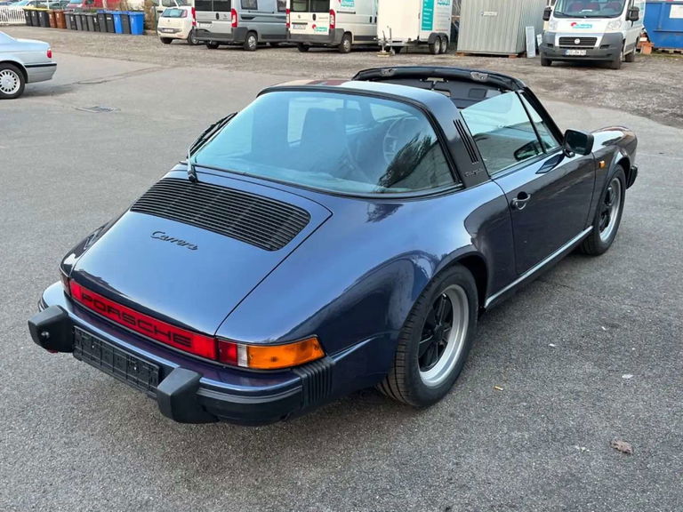 Porsche 911 Carrera 3.2