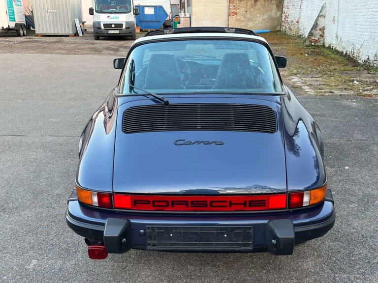 Porsche 911 Carrera 3.2