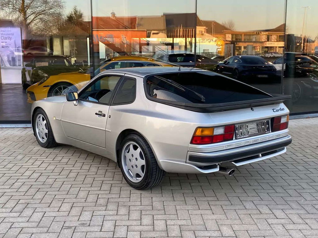 Porsche 944 Turbo Coupé