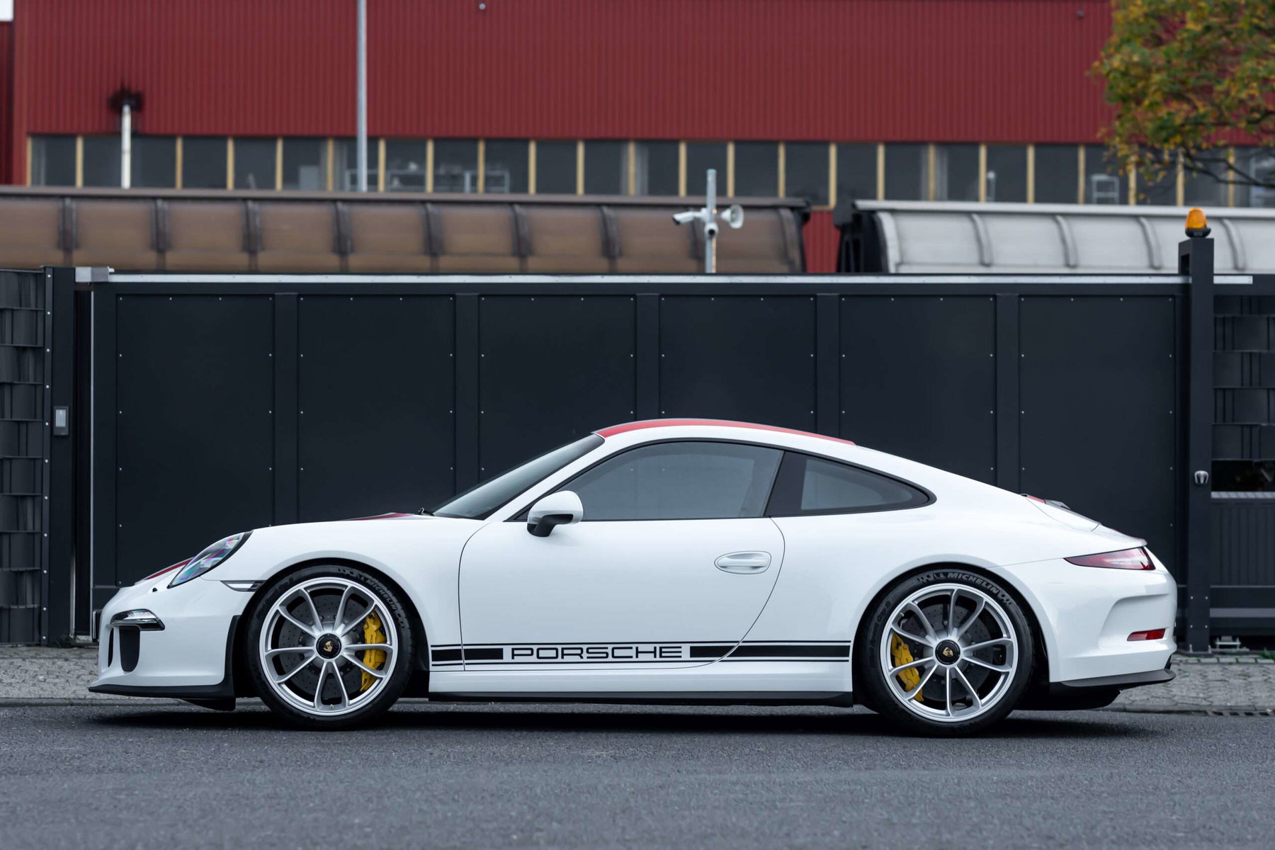 Porsche 911 R 2016 - elferspot.com - Marketplace for Porsche