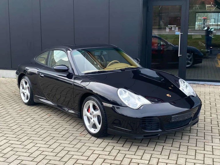 Porsche 996 Carrera 4S