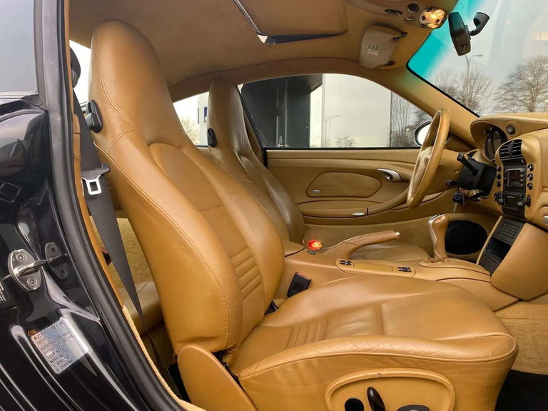 Porsche 996 Carrera 4S