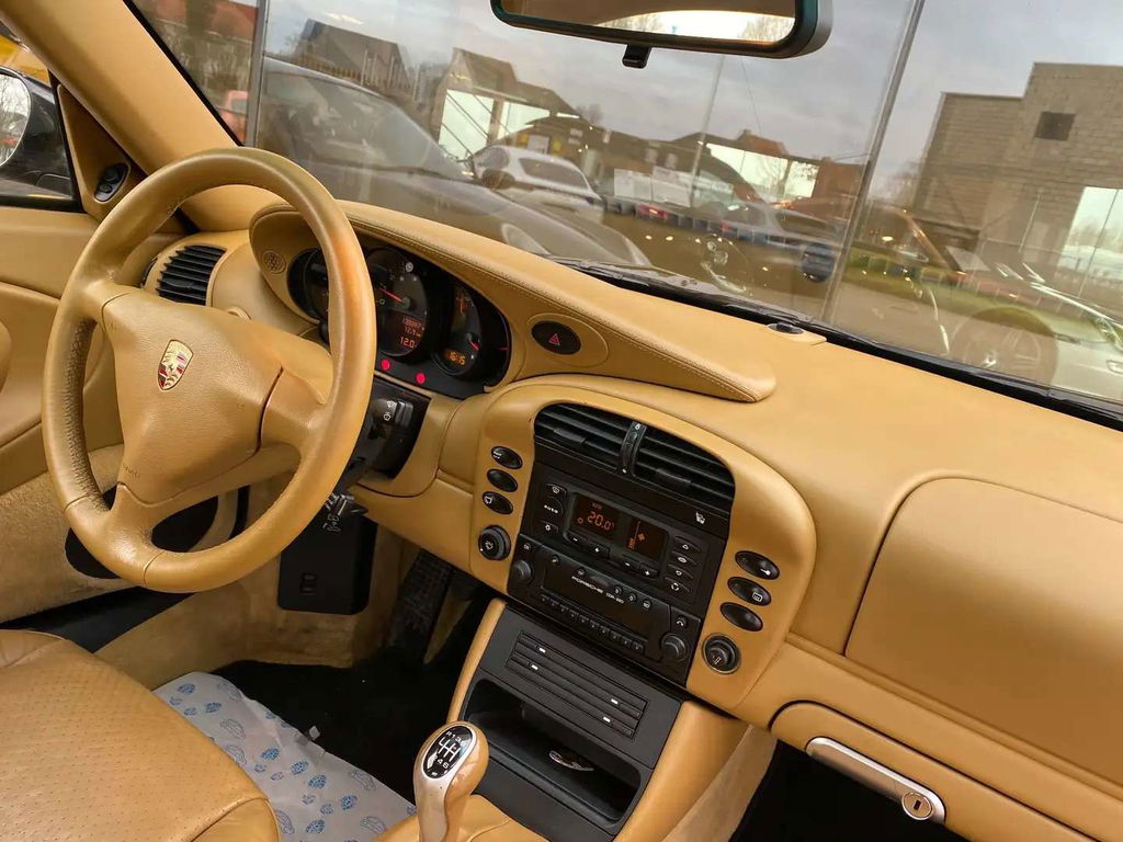 Porsche 996 Carrera 4S
