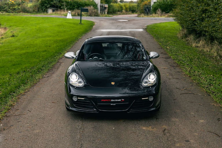 Porsche 987 Cayman R