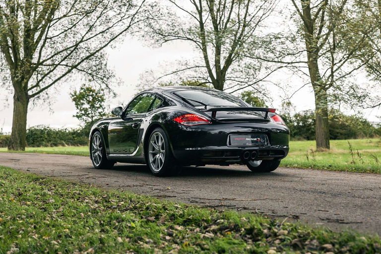 Porsche 987 Cayman R