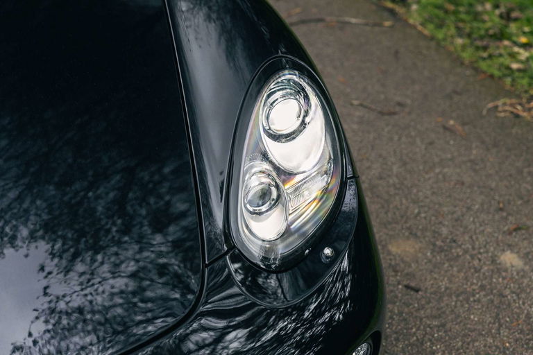 Porsche 987 Cayman R