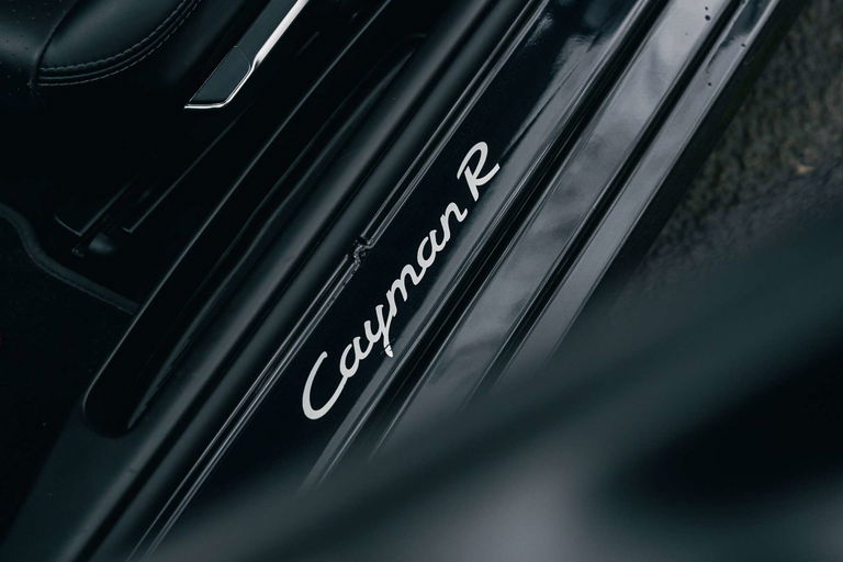 Porsche 987 Cayman R