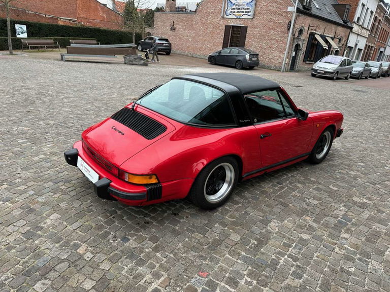 Porsche 911 Carrera 3.2