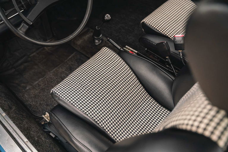 Porsche 911 S (F-Modell)