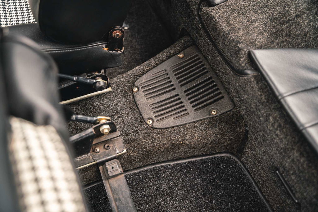 Porsche 911 S (F-Modell)