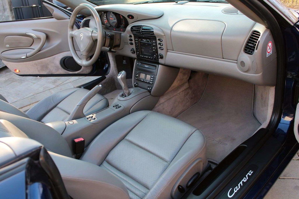 Porsche 996 Carrera