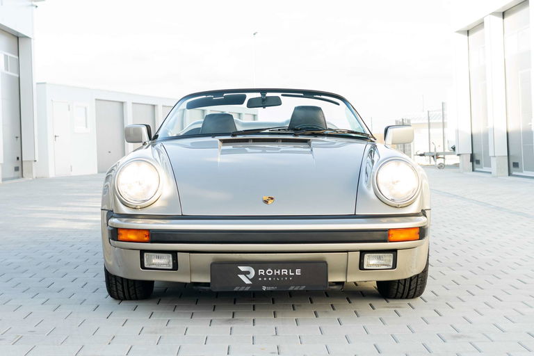Porsche 911 Carrera 3.2 Speedster