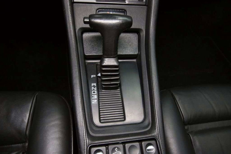 Porsche 928 GTS