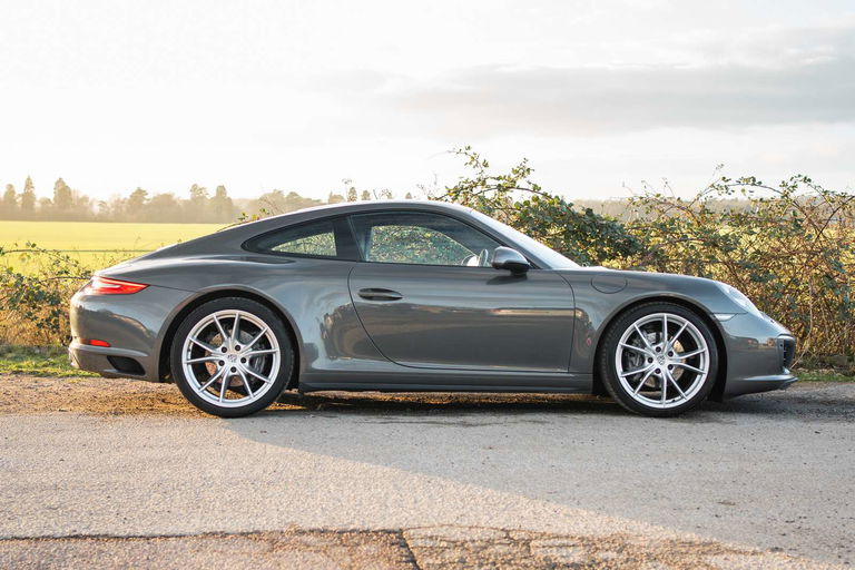 2014-Porsche-911-carrera-for-sale