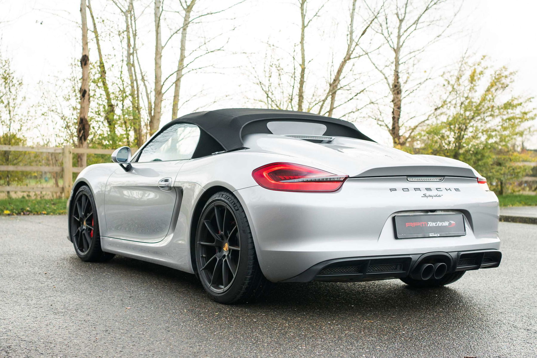 ★プレデター　オブジェ★ Porsche 981 Boxster Spyder 2016 - elferspot.com