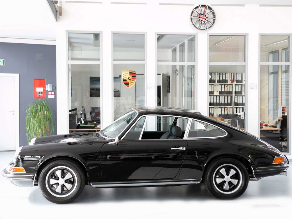 Porsche 911 E