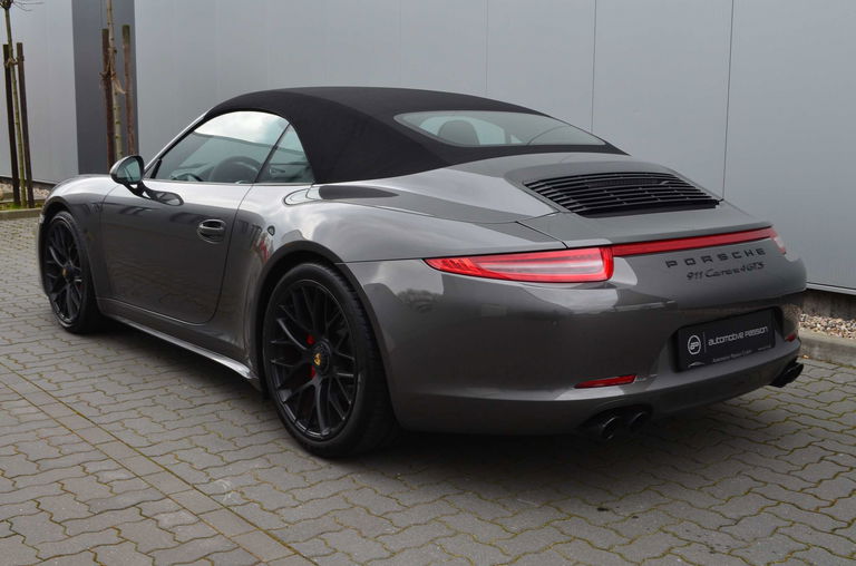 Porsche 991 Carrera 4 GTS