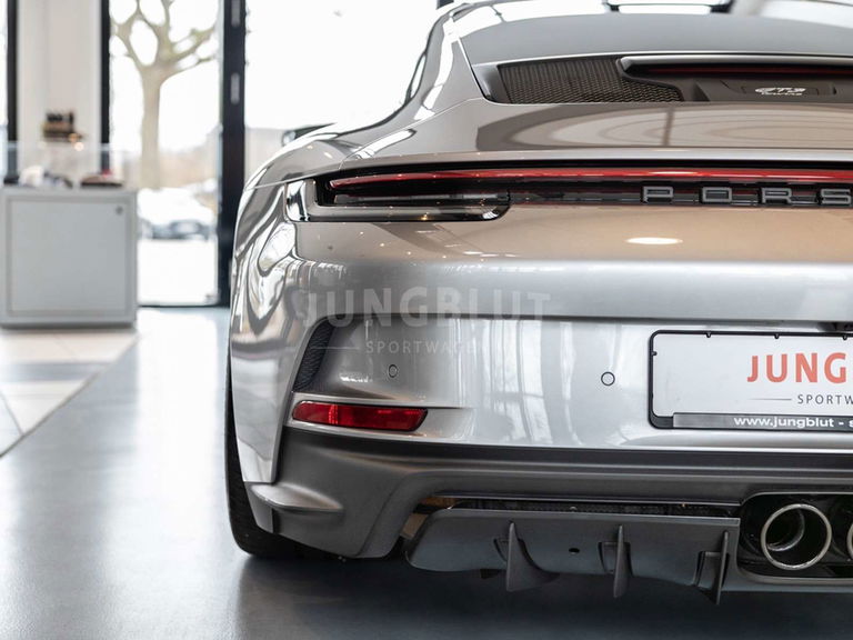 Porsche 992 GT3 Touring